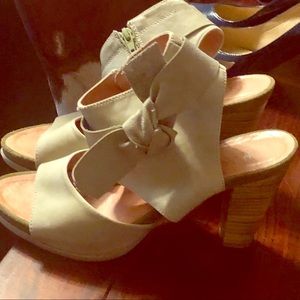 Anthropology,  shoes bow  zippered  around ankle